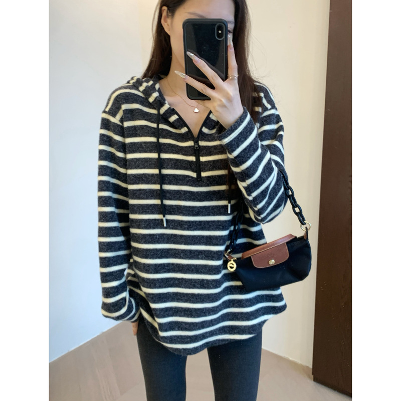 Spring Is Not Too Late, the Atmosphere Is Perfect. Rabbit Fur Plush, Fluffy and Soft, Black, Gray, and White Striped Loose-Fit Half-Zip Drop-Shoulder Hoodie