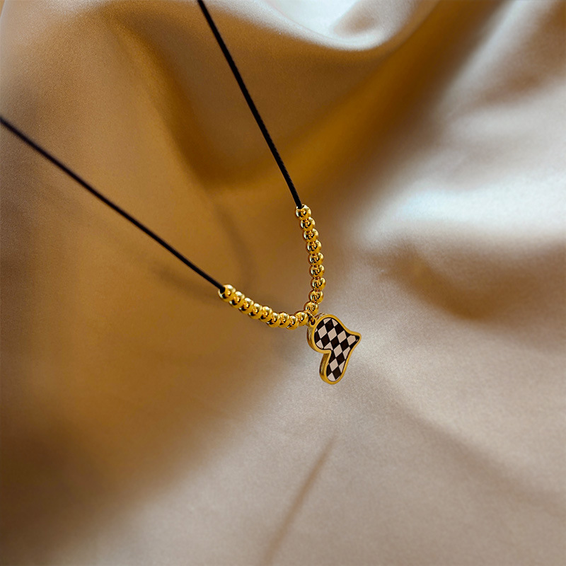 Classic Style Heart Shape Leather Rope Titanium Steel Patchwork Pendant Necklace_colorza_2