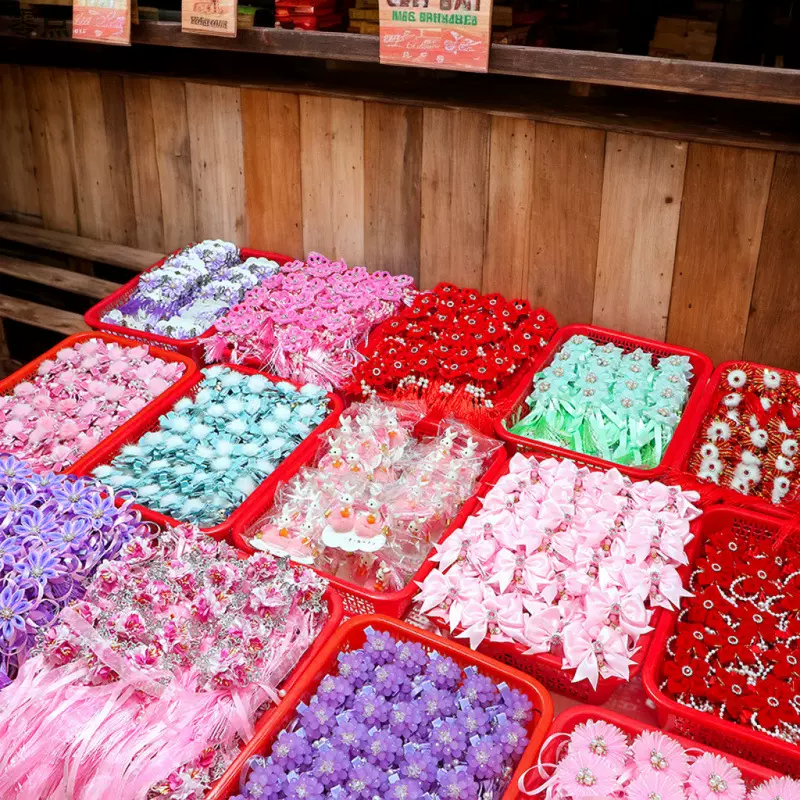 摆摊小饰品批發年底卖爆100对发夹儿童小商品宝妈赶集景区货源