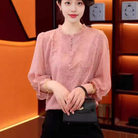 女装花边领粉色洋气印花七分袖上衣2026春夏时尚妈妈装宽松雪纺衫
