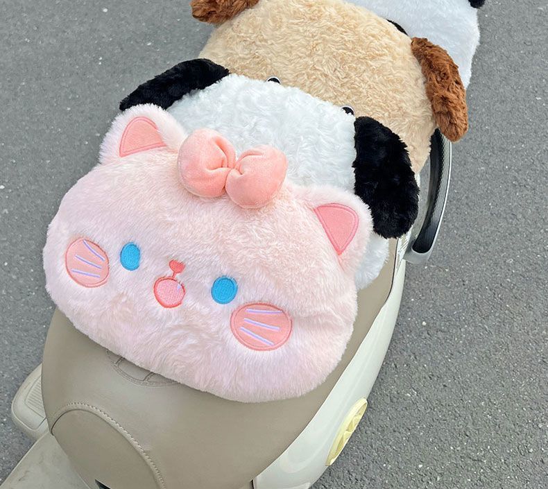 Thickened and enlarged lumbar support cushion for the back seat of electric vehicles, suitable for both electric bikes and motorcycles; plush back protector