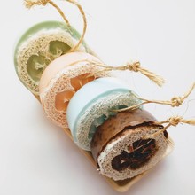 跨境冷制丝瓜络咖啡搓澡手工皂植物精油皂handmade soap穿绳香皂