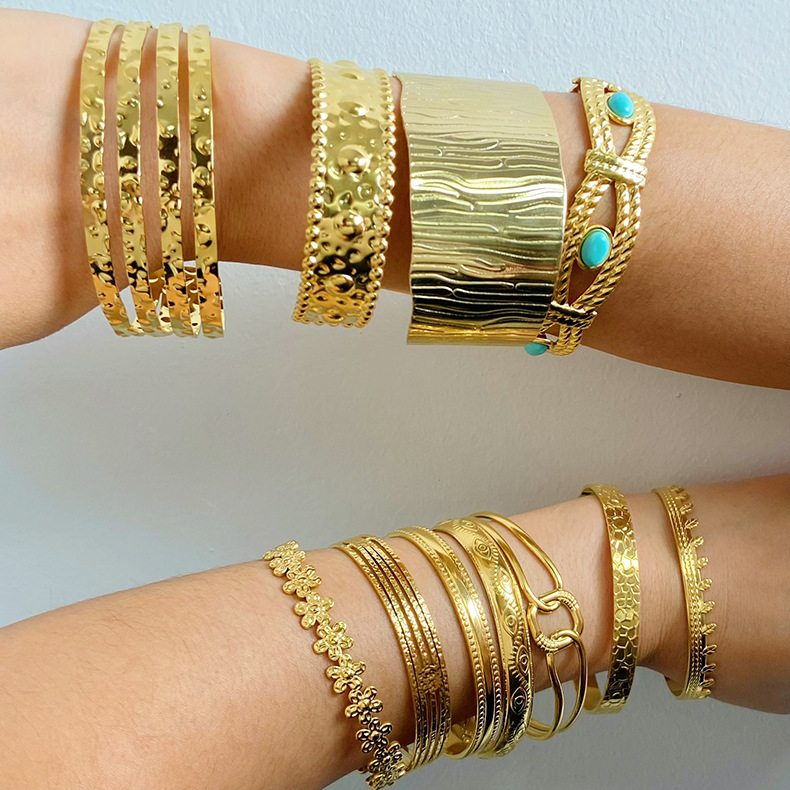 304 Stainless Steel Chain Material 18K Gold Plating Color 1 Piece Quantity Casual, Daily Occasion PVD Coated Real Gold Plated 18K Gold Eye Solid Color Flower 304 Stainless Steel Vintage Style Waterproof Non Tarnish 304 Stainless Steel Bangle