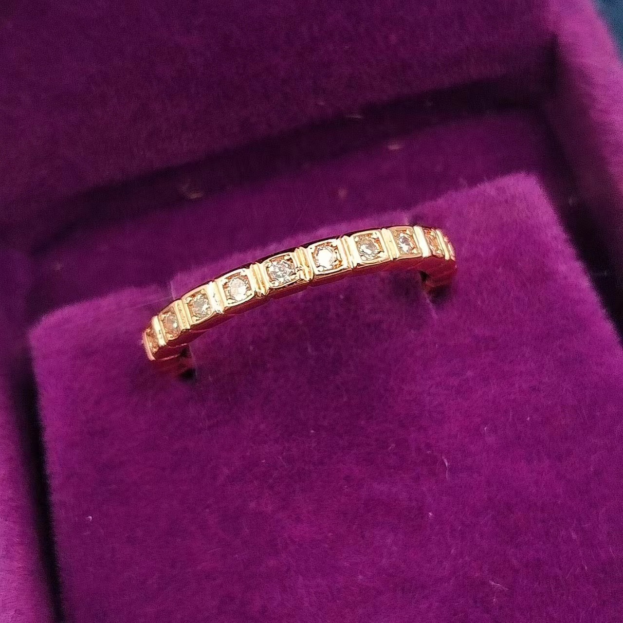 Stapelbare Herrenringe, roségoldplattiert, kleines Eiswürfel-Design für Paare, schlichter Ring, einfacher und eleganter Stapelring mit Diamantmuster_voghion.com