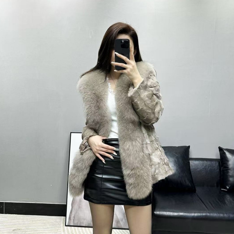 Autumn and Winter Thickened Mink Fox Fur Coat Women's High-end Fashion Warm Fur One-piece Mink Fur Coat