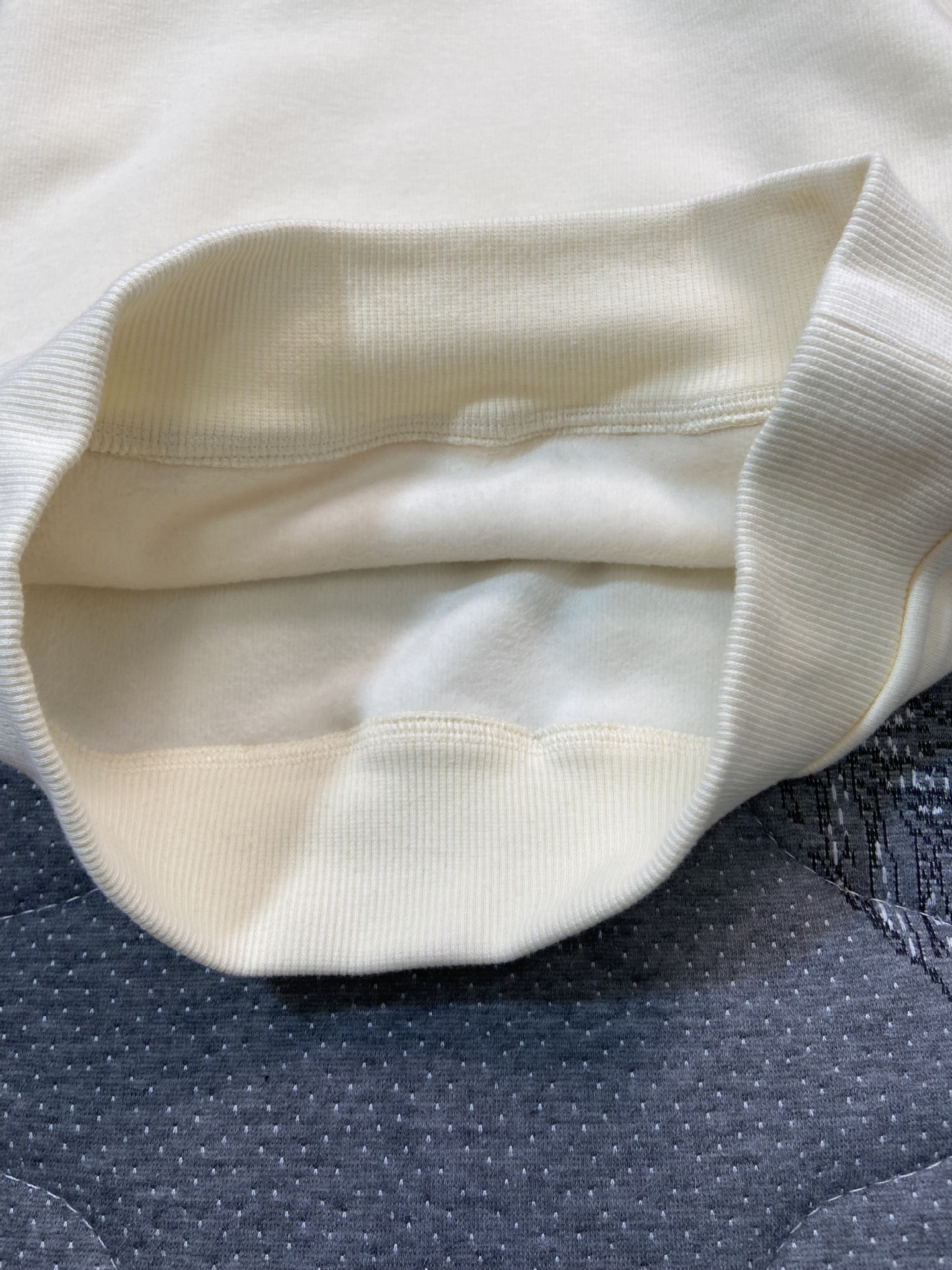 2023 Winter New Casual Hooded Sweater Boys Girls, Two Piece Upholstered and Warm Set for Children_voghion.com