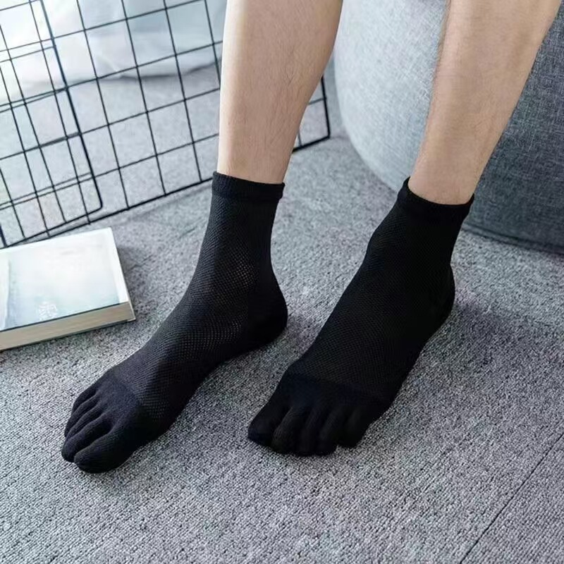 五本指の靴下の男性の長い筒の網の目の逸芬のメーカーの直接販売の男性の靴下の夏の5本の指の春秋の金は足の指の綿の靴下を分けます|undefined