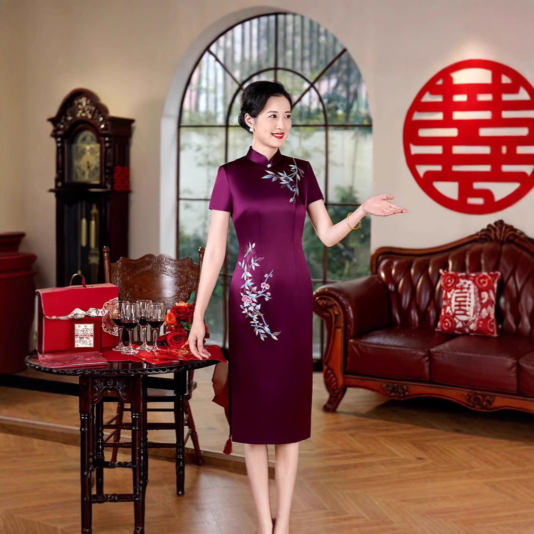 Xi mother-in-law high-end dress 2025 new plus size cheongsam improved dress temperament mother's toast clothing spring and summer