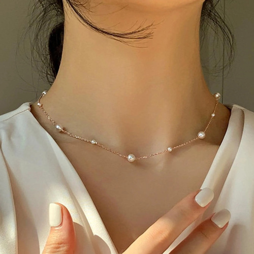 Hot-selling retro imitation pearl clavicle chain creative and simple temperament pearl choker necklace necklace
