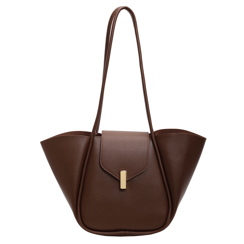 Bolso de cubo de gran capacidad explosivo transfronterizo para mujer 2025 nuevo bolso de hombro casual simple bolso de viaje de cuero suave