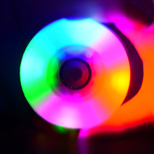 超极光轮滑轮子闪光发光耐磨刹车刷街平花溜冰旱冰鞋PU轮高弹夜光