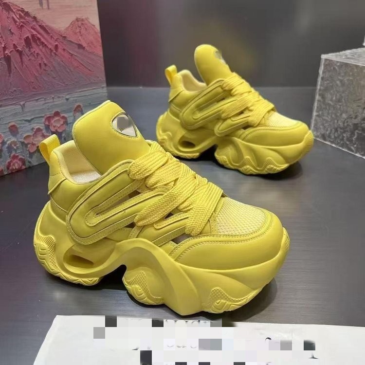 2026 nuevos zapatos de verano para mujeres, zapatos de malla transpirables, zapatos deportivos de suela suave para mujeres.
