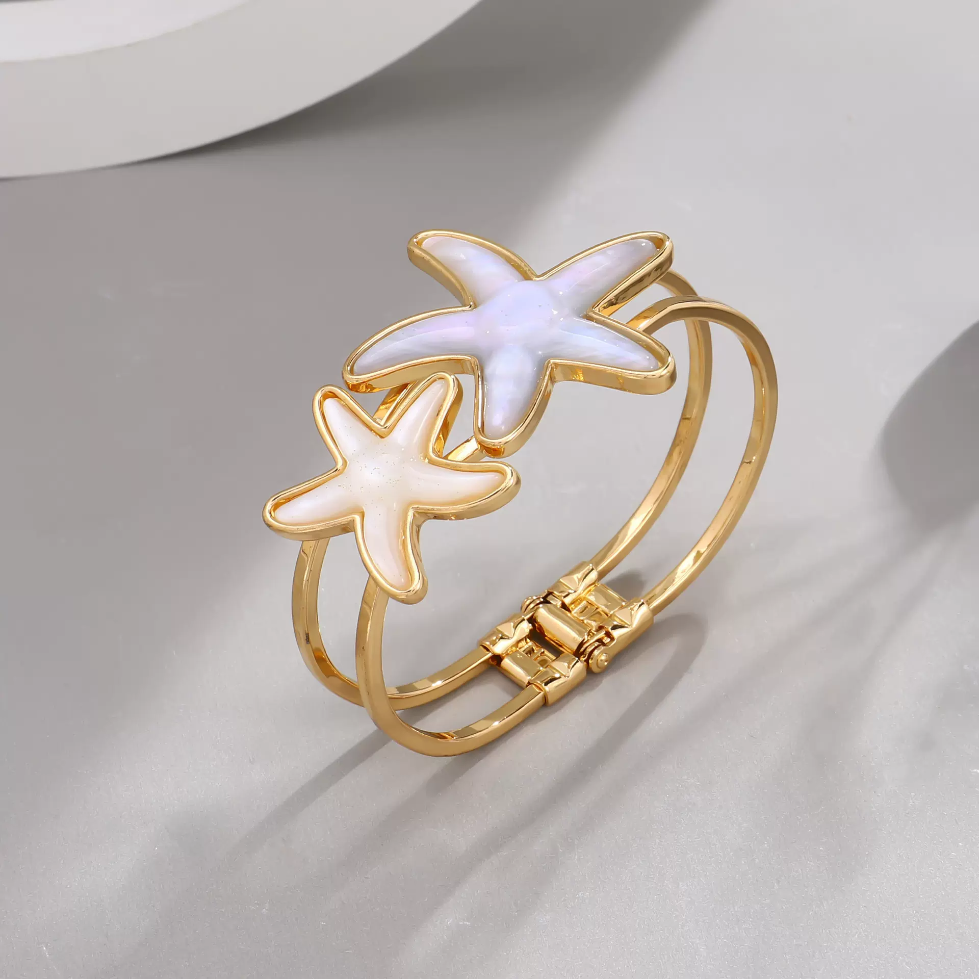 跨境chic气质海星手镯高级感百搭日常通勤手镯网红手饰批发厂家女