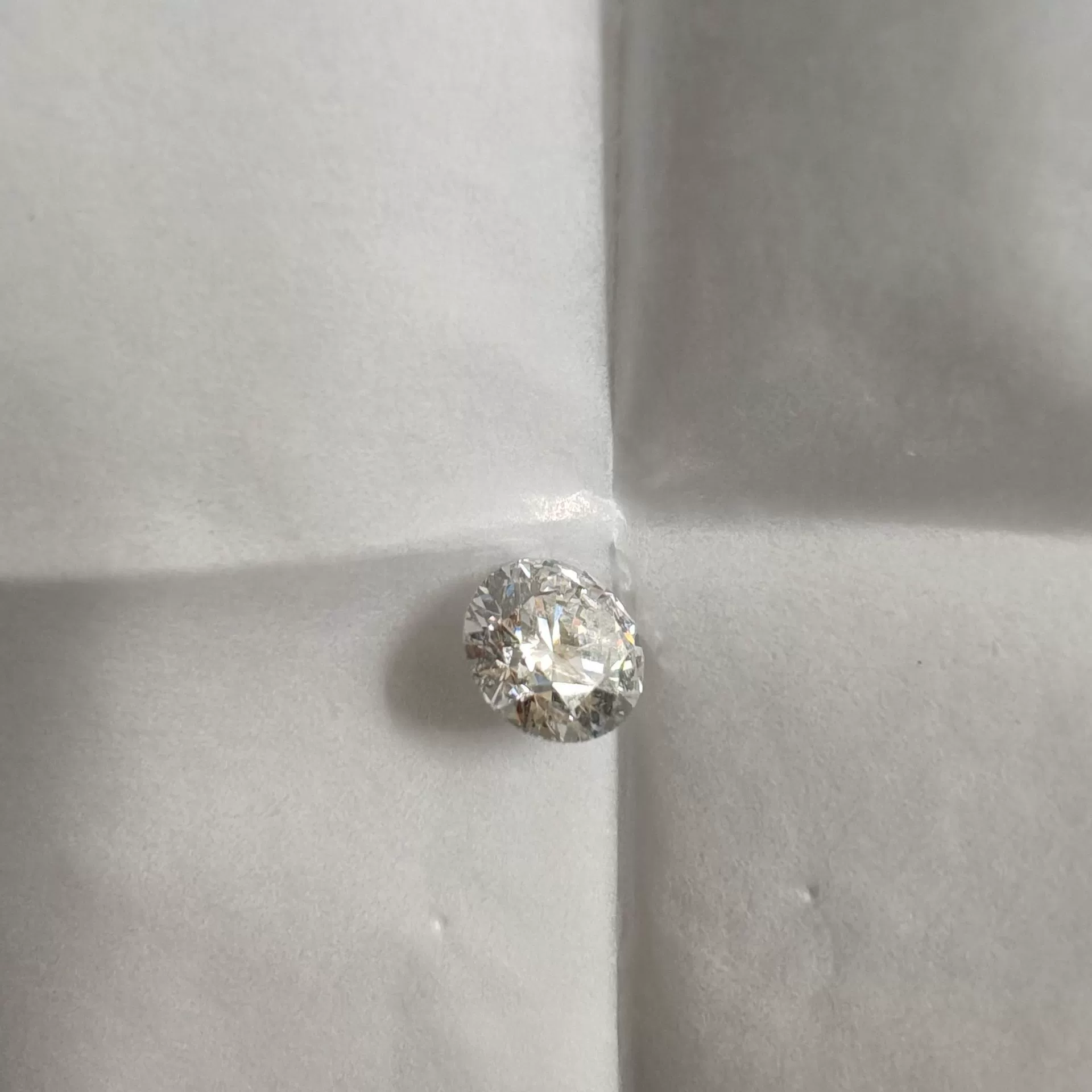 Один карат бриллианта VVS1, выращенный бриллиант без оправы