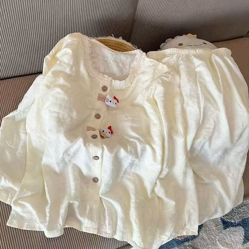 Apricot KT cat buttons [long sleeves and trousers]