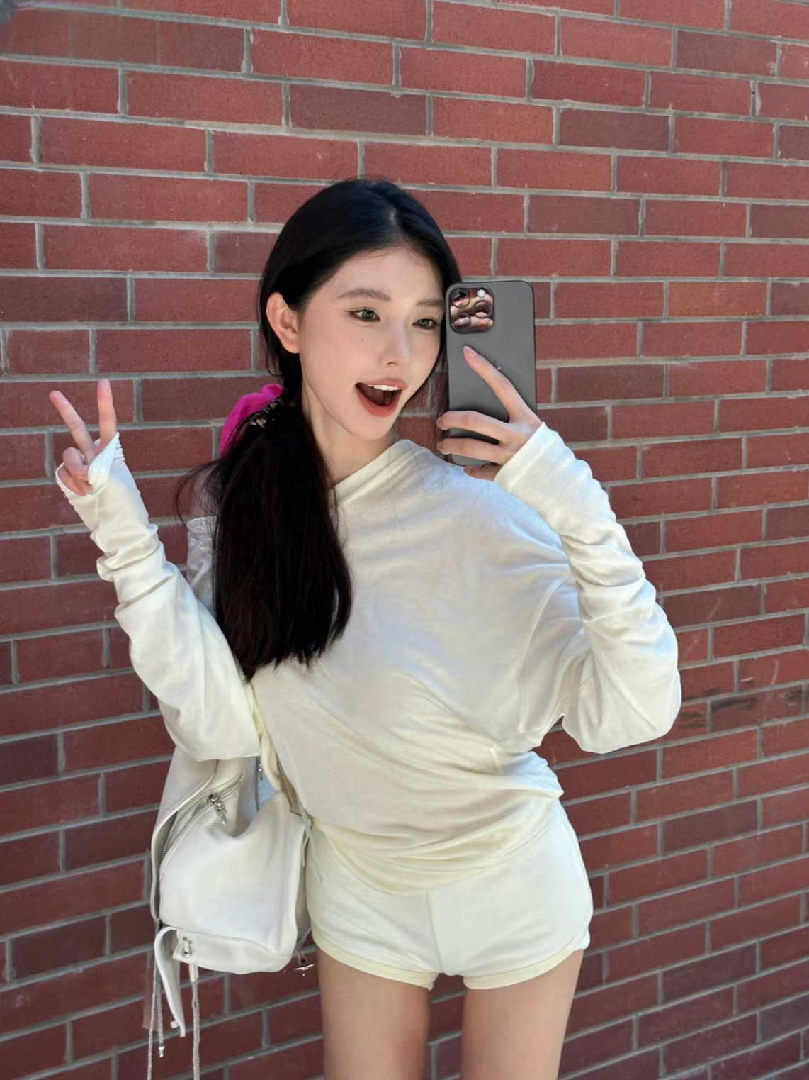 2024ss cuello en V manivela apilar sensación suelta 92% Tianyu Fine Model 8% Spandex mezcla camiseta de manga larga