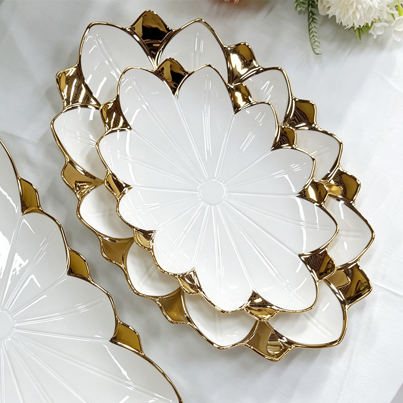 Cross-border light luxury hotel ceramic tableware set, high-end gold-rimmed plates, western-style oval plates, electroplated plates