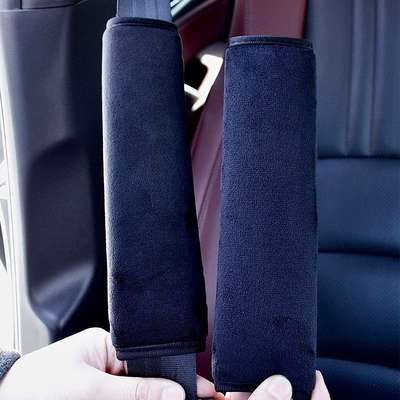 Seatbelt shoulder pad protector: Seat belt shoulder pad