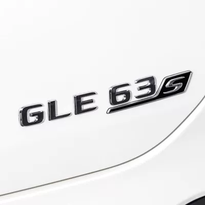 car emblem, GLE63S lettering, Car logo