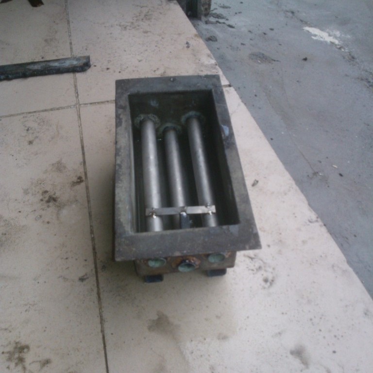 广州优质纯钛煲批发加工中心小型盘管设计TA1钛槽报价电镀专用