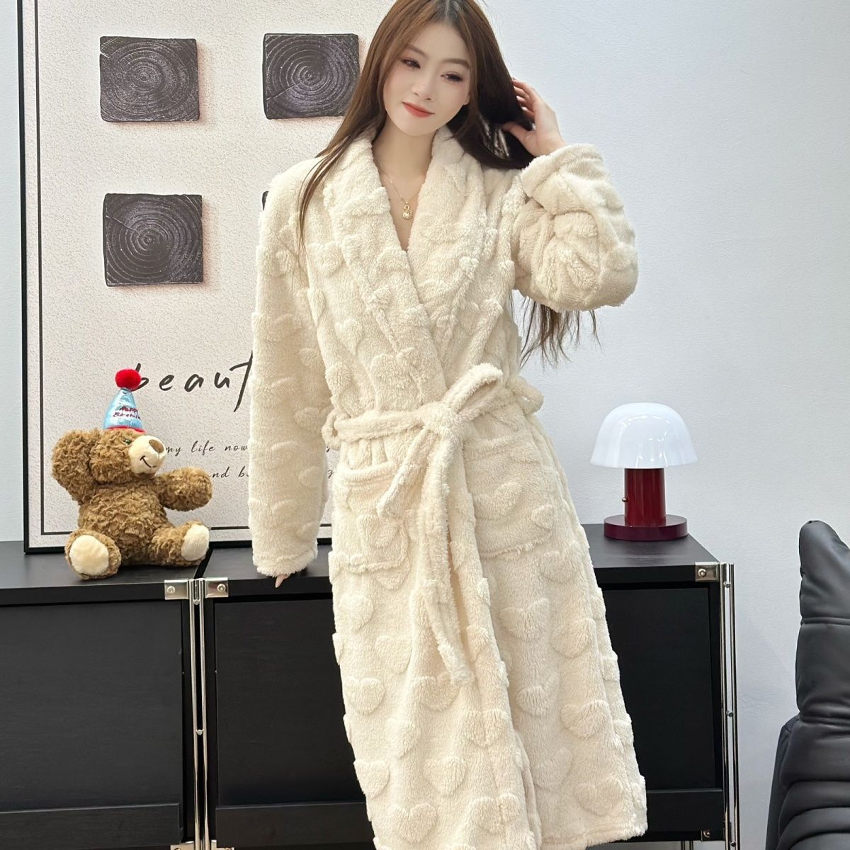 冬季加厚加长浴袍女士法兰绒珊瑚加绒冬天睡衣女睡袍长款洗澡浴巾