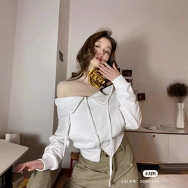 女式牛仔裤;休闲裤;女式T恤