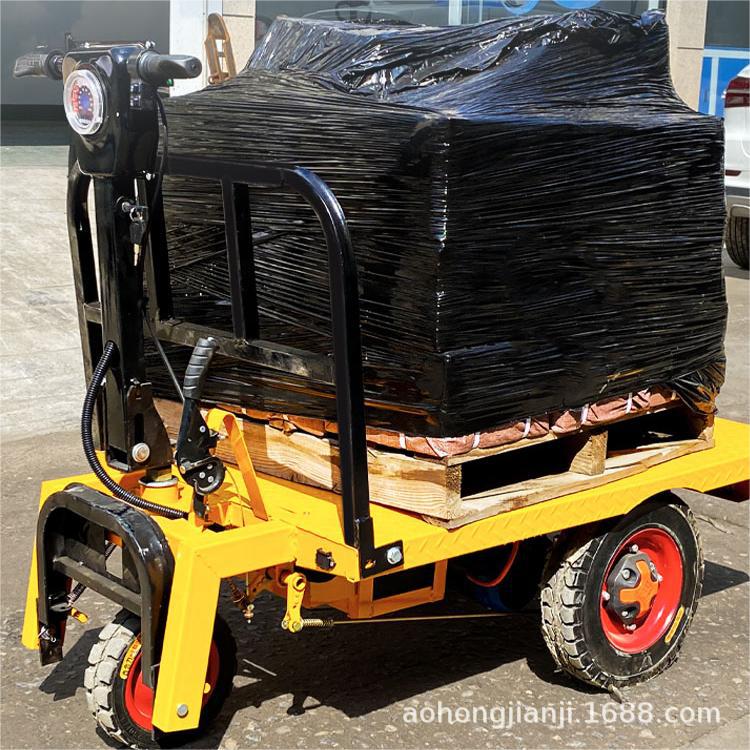 El camión de plataforma eléctrico de tres ruedas se puede utilizar para la cría y el transporte.