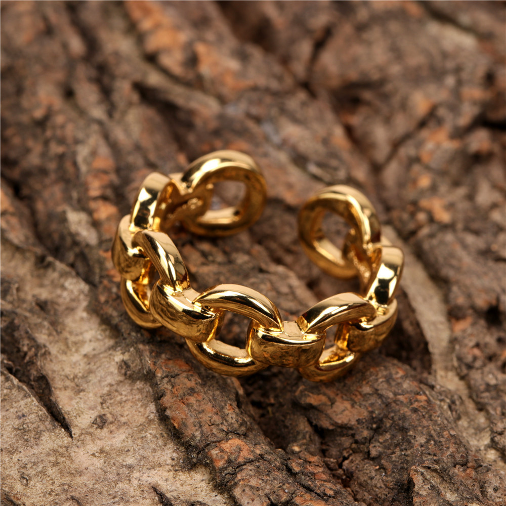 simple irregular cross chain ring