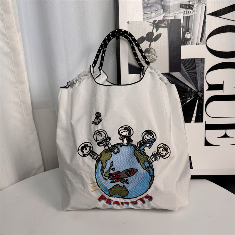 화이트·스누피 우주비행사