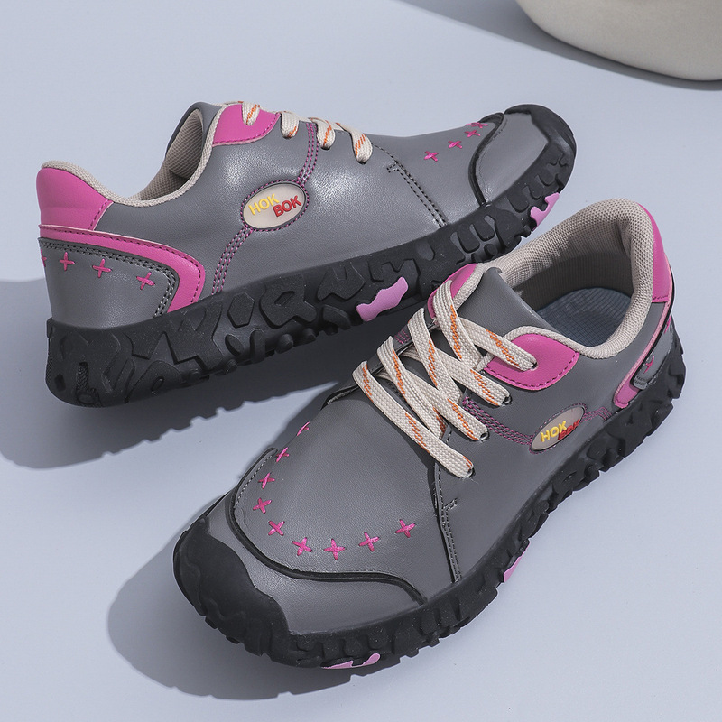 Factory Direct Sale and Wholesale of New Cross-Border Sports Shoes for Women, High-Quality Leather, Fashionable Appearance, Comfortable Lining, Lightweight Sole