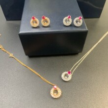 ʒ�ҿ옷�ϵ�мt��ʯ����`����Ů�߼��ЈA�Ά���i��朱�����