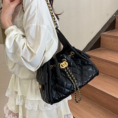 水桶包小香风抽绳菱格链条单肩包小众设计休闲通勤百搭包包女跨境