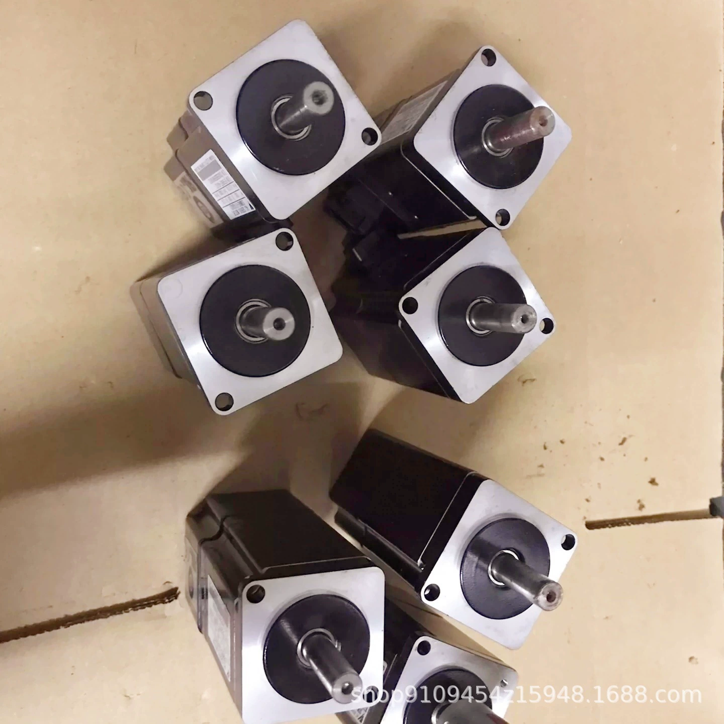 Yakawa SGMAS-01A2A21 спот новый оригинальный подлинный