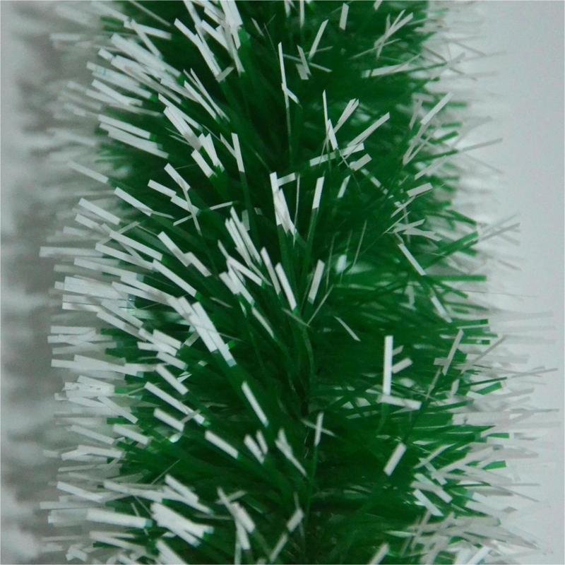 新しい2メートルの雪の毛の条は花のリボンの祝日のシーンを引っ張ります。|undefined