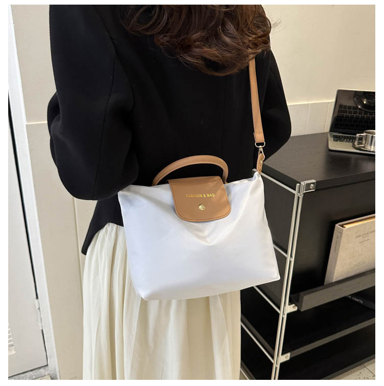 La popolare borsa a tracolla Oxford piccola da donna 2023 di quest'anno, nuova e trendy, in colori a contrasto, casual_voghion.com