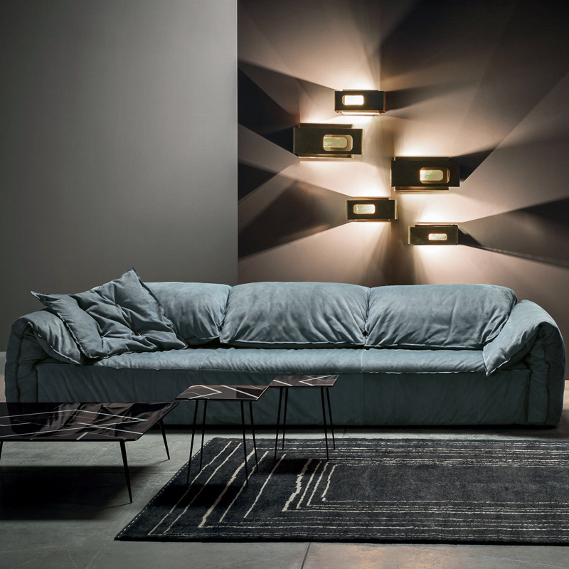 Sofá de tela tecnológica mate de estilo minimalista italiano, conjunto de sofá de sala de estar color crema con relleno de plumón de elefante para apartamentos pequeños.