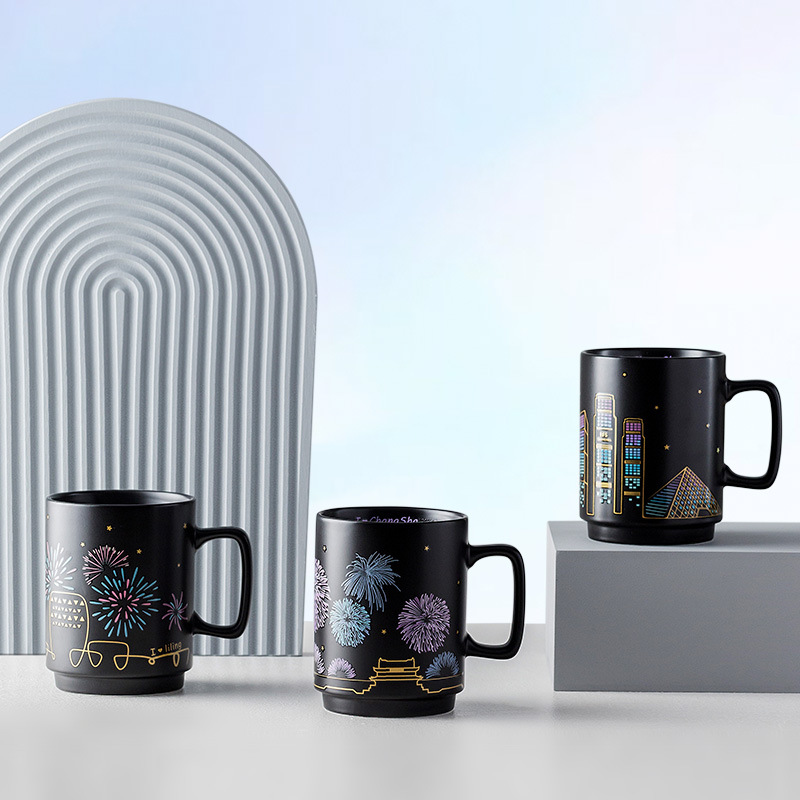 Cerámica Tao Runhui Venta al por mayor Cambio de temperatura creativo Taza de cerámica colorida Taza que cambia de color Taza Taza Regalo de mano