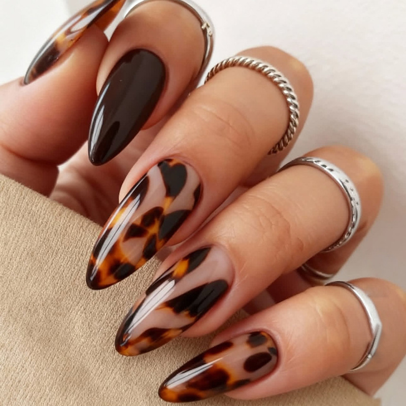 Flame leopard print gradient press-on nails, long almond-shaped manicure, black and gold gradient, detachable finished fake nails wholesale