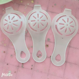 清洁球/刷;衣钩/挂钩;刨子、削皮器