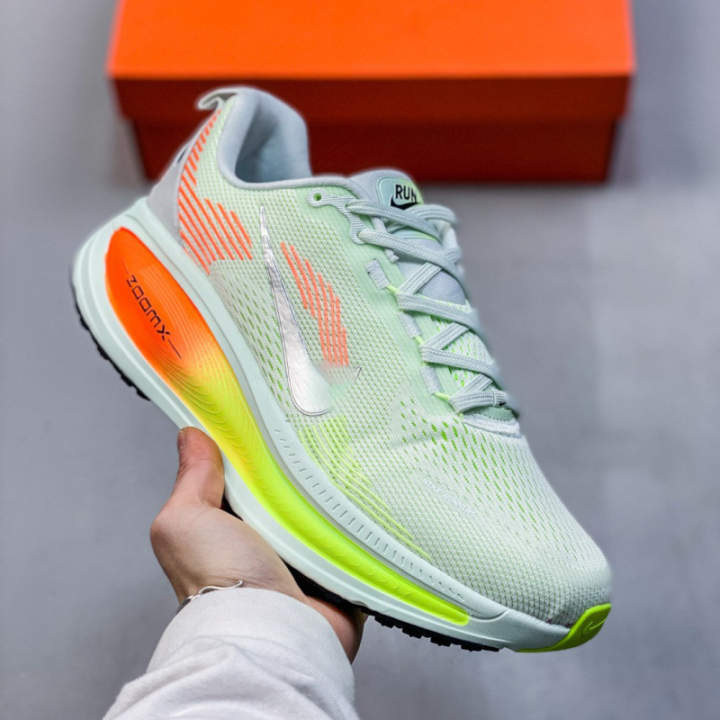 莆田靴 VOMERO18 ランニングシューズ男性と女性のためのジョギングシューズフィットネストレーニング zoomX スポーツシューズ|undefined
