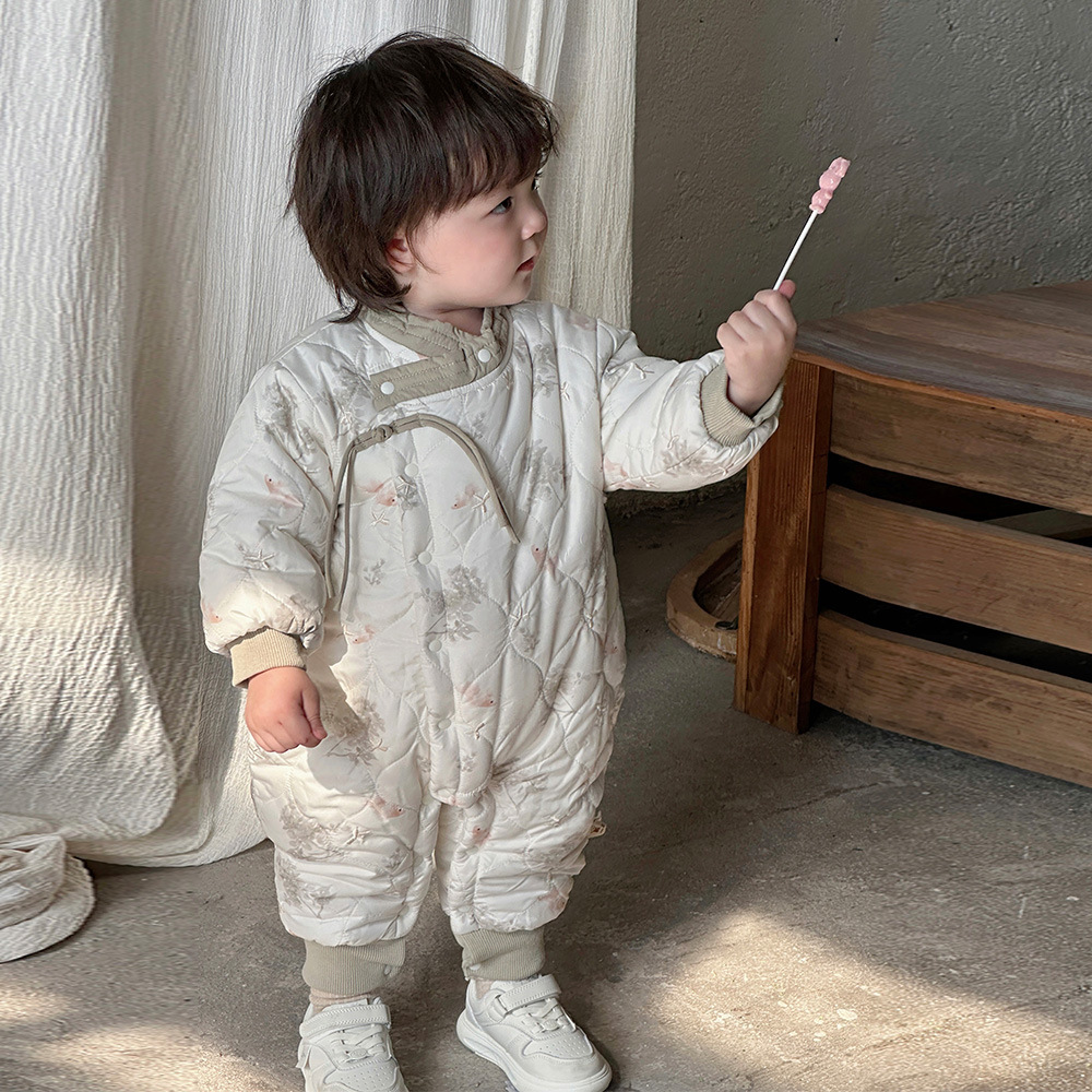 2024 otoño e invierno nuevos productos ropa para gatear para bebés nueva ropa de Año Nuevo para bebés de estilo chino ropa de una pieza acolchada ropa de semana cálida de estilo occidental