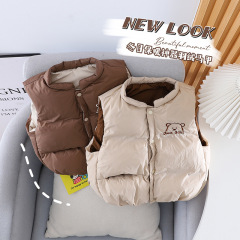 2023 Winter Kids' Down Vest in Korean Style Loose Cartoon Bear UGG Boots Vest Forest System Kids' Dropshipping