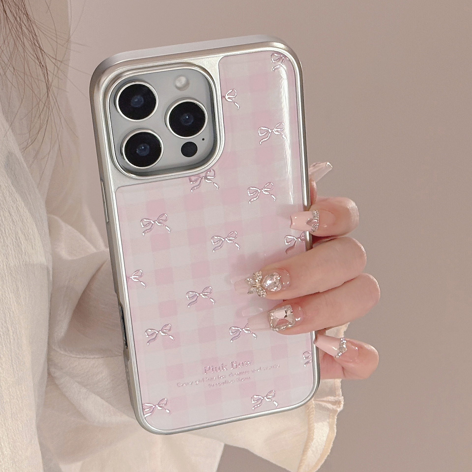 Lazo a cuadros blanco con borde plateado en polvo epoxi