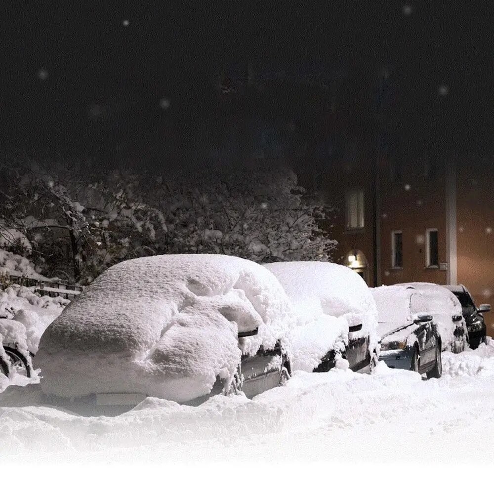 Car Window Snow Shield, Winter Windshield Snow Protection, Thickened Cotton Anti-Freeze Snow Cover, Pe Sunshade for Car Roof