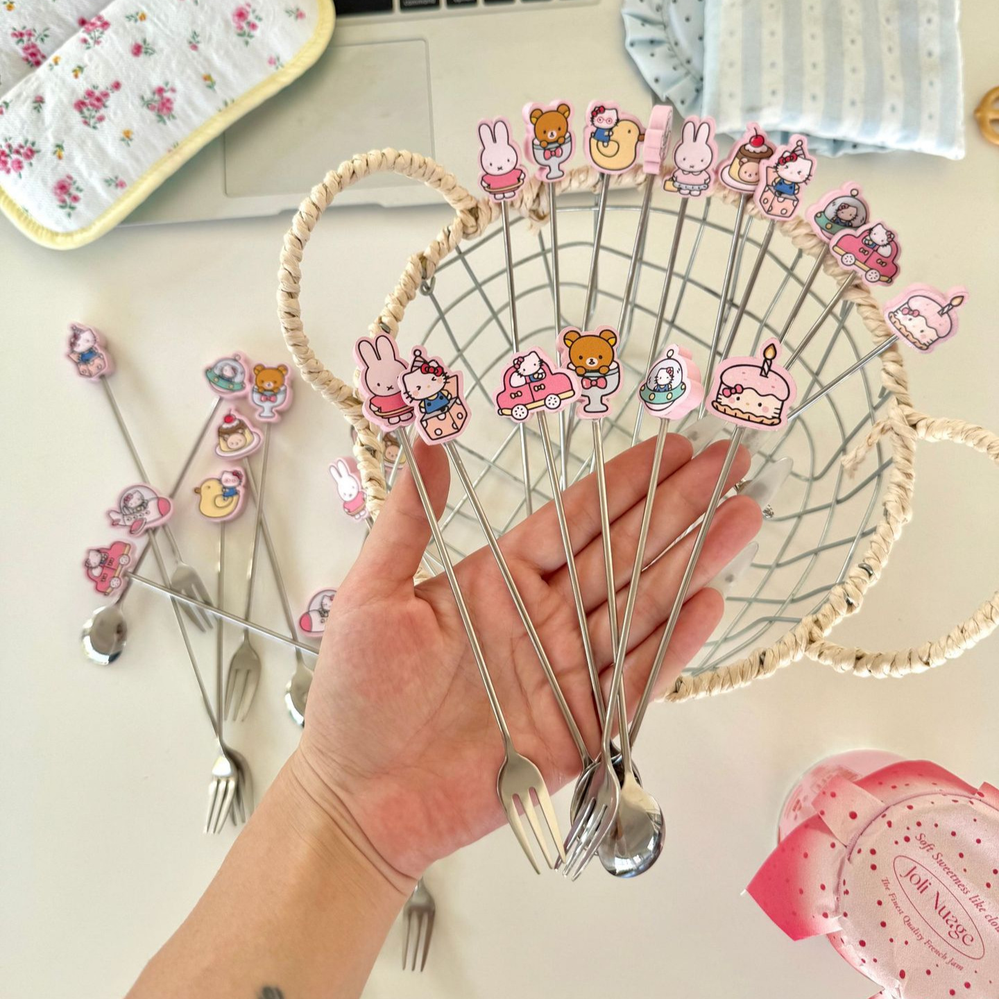 小红书热销304不锈钢三丽鸥kt猫勺子叉子套装咖啡甜品水果叉kt勺