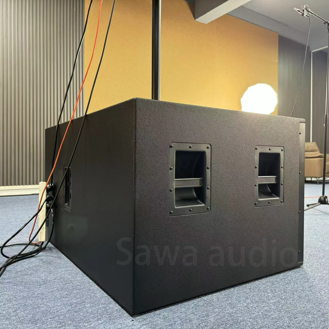 Doble 18 pulgadas subwoofer altavoces profesionales al aire libre altavoces de alta potencia conferencias bar escenario sonido de matriz lineal