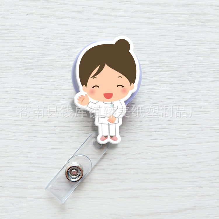 Nueva linda moda coreana de dibujos animados hebilla fácil de tirar tarjeta de trabajo clip de insignia certificado hebilla telescópica clip de insignia al por mayor