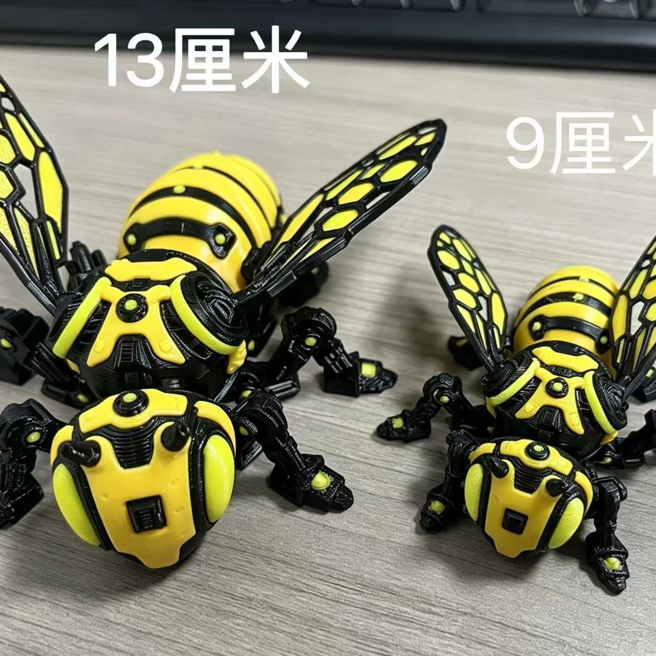 3D Printed Jointed Movable Exquisite Bee Desktop Car Ornament Bumblebee Car Decoration Student Prize