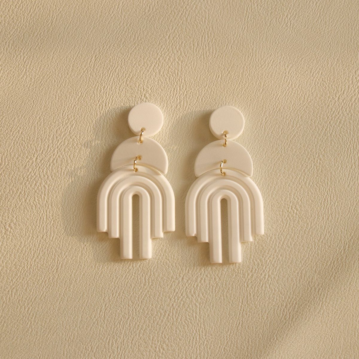1 Pair Simple Style Round Moon Solid Color Arylic Patchwork Women's Drop Earrings display picture 4