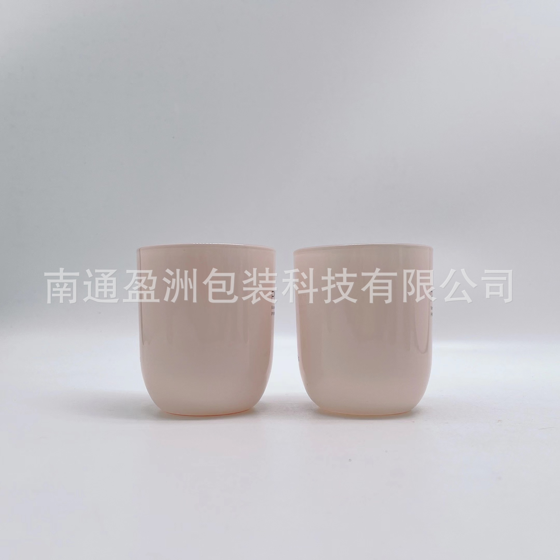 弧度型香薰蜡烛杯搭配大豆蜡香味蜡烛杯玻璃烛台可印刷